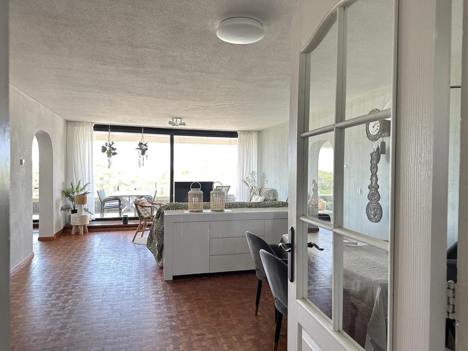 Sunset Boulevard Apartment in Egmond aan Zee
