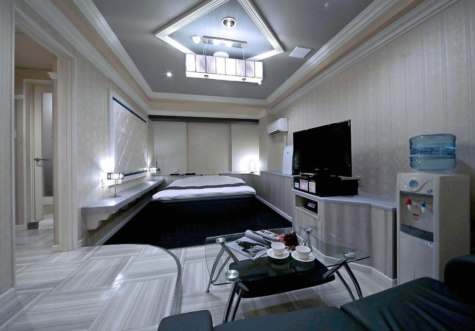 HOTEL K's L Adult only Love hotel in Aichi Prefecture