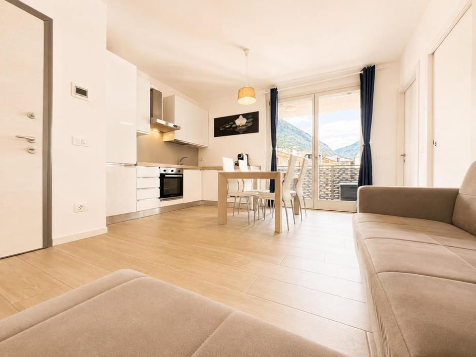 Bella Vita Stays Joy Apartment in Sondrio