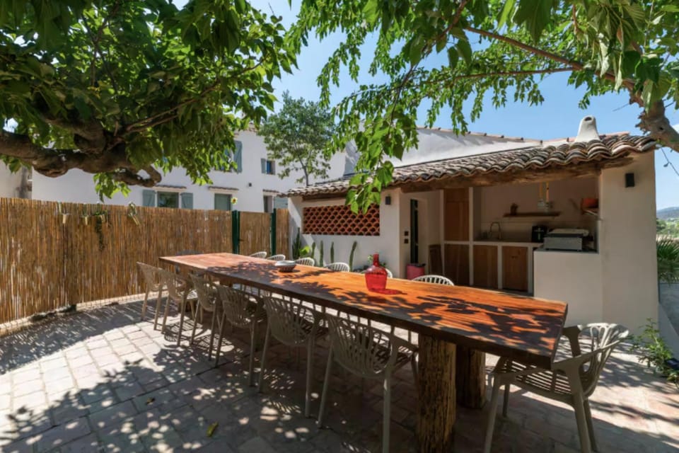 Villa with pool & large garden Ste-Maxime House in Sainte-Maxime