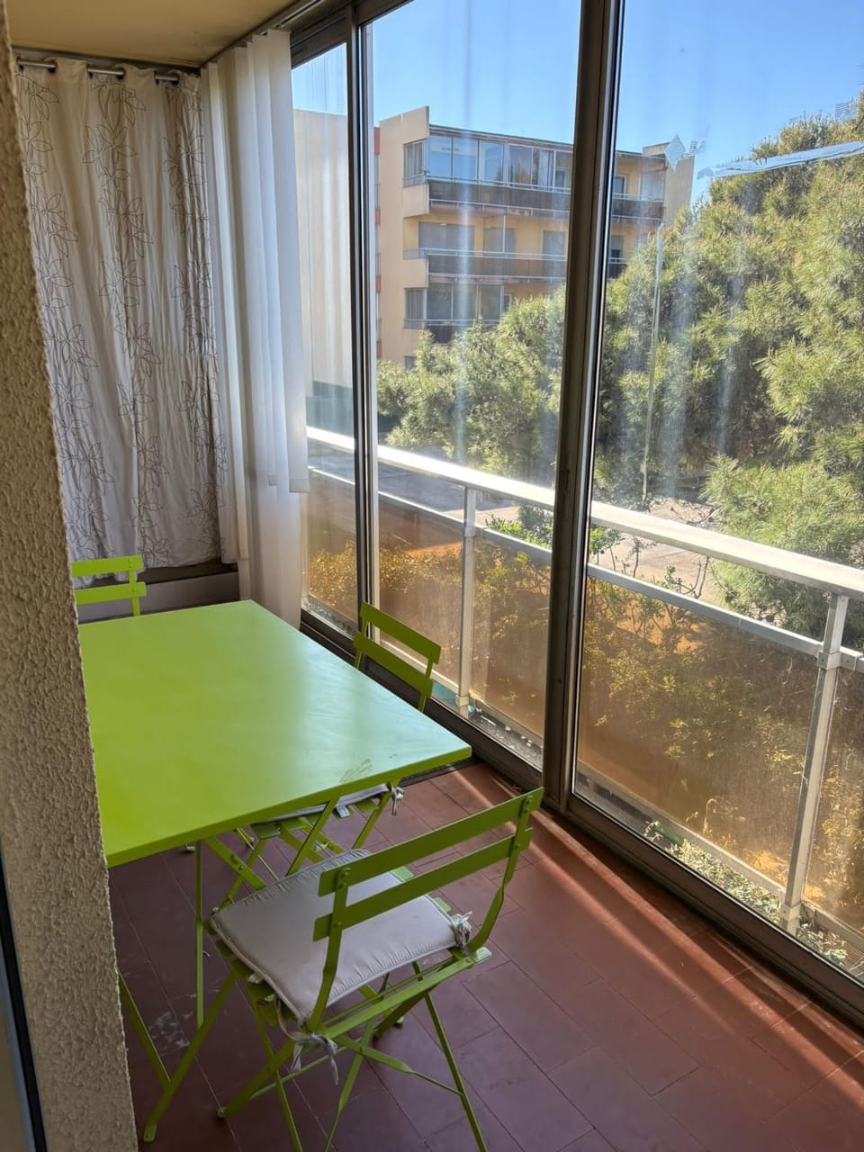 Appartement 2 piéces 4 personnes Six-Four-Les-Plages proche mer Apartment in Six-Fours-les-Plages