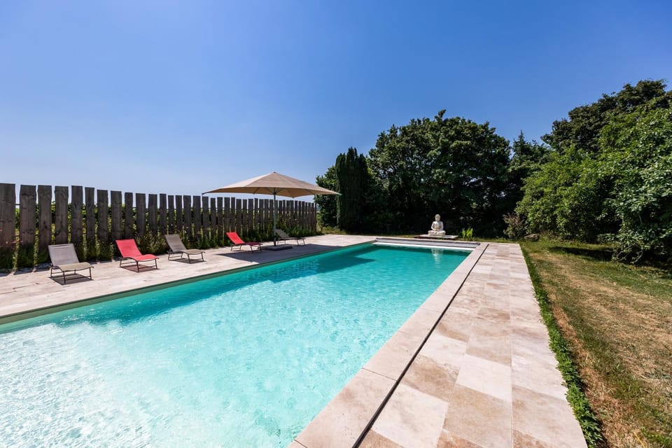 Chambres d'hôtes Château Cajus Bed and Breakfast in Nouvelle-Aquitaine