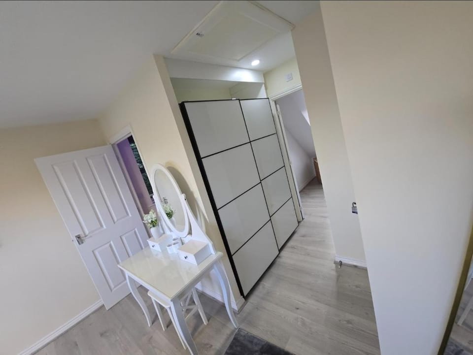 Nash Gardens Luxury Retreat Apartment in Stourbridge