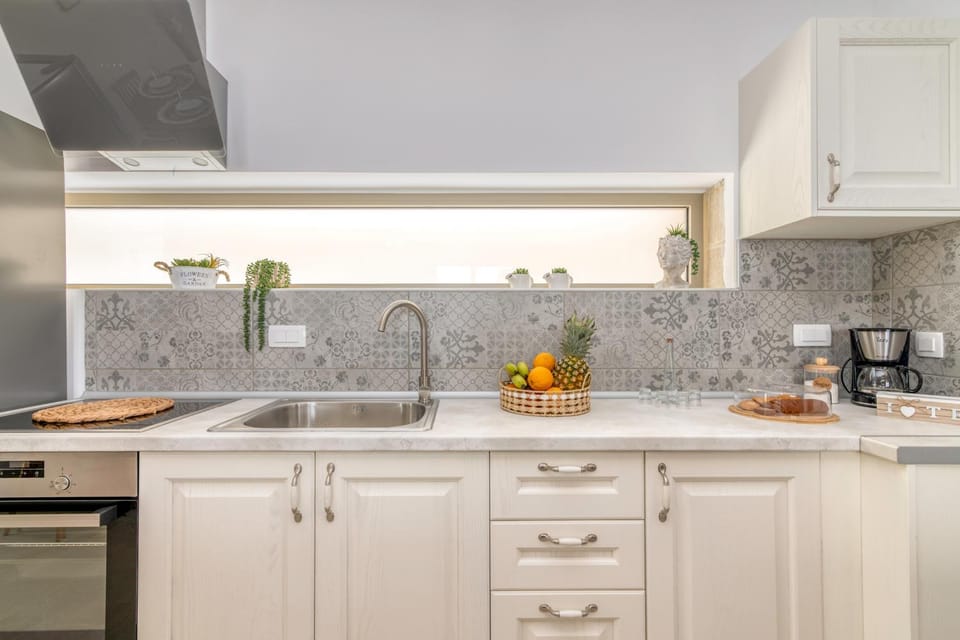 Kitchen or kitchenette, Food, stove
