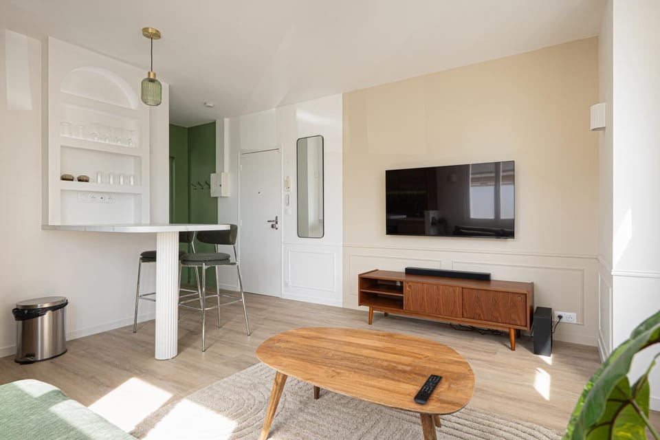 TV and multimedia, Living room, Seating area