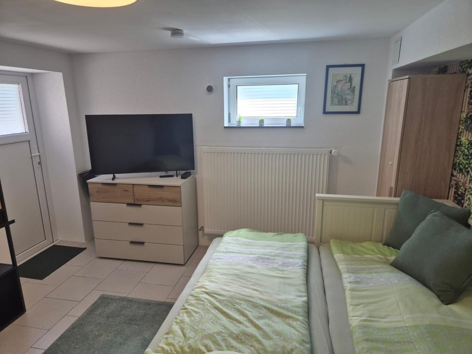 TV and multimedia, Bedroom