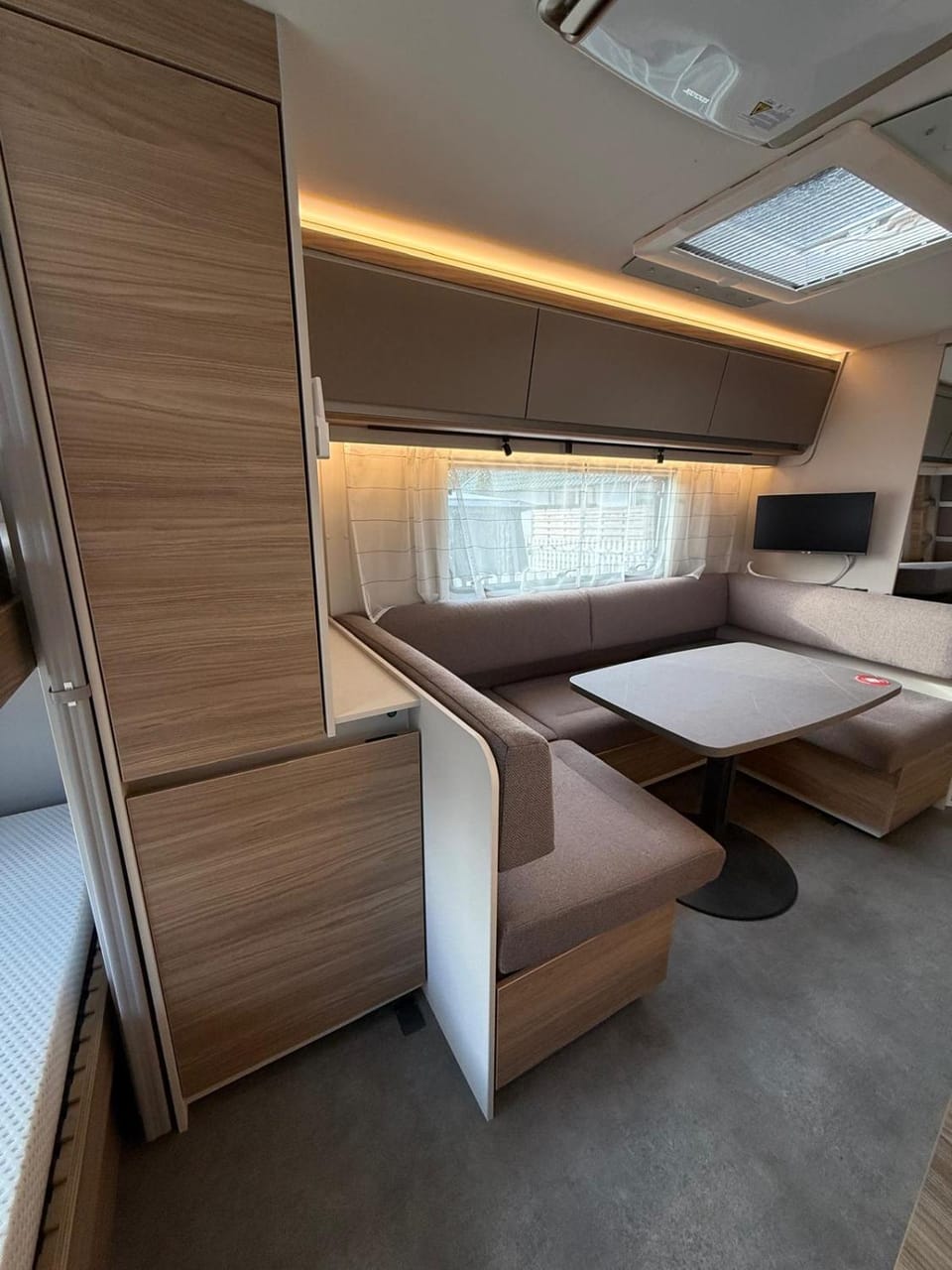 Communal lounge/ TV room, TV and multimedia, Living room