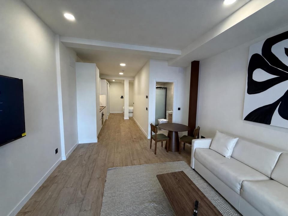 Communal lounge/ TV room, Living room