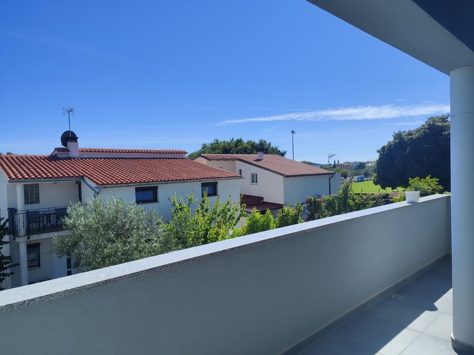 View (from property/room), Balcony/Terrace