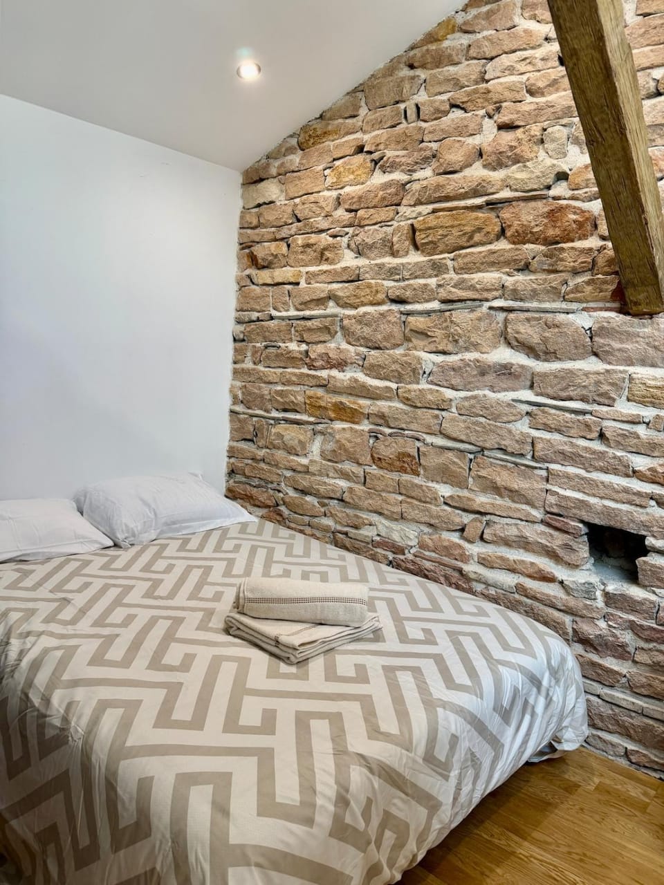 Douceur Suite - 2 bedrooms Apartment in Bourgogne-Franche-Comté