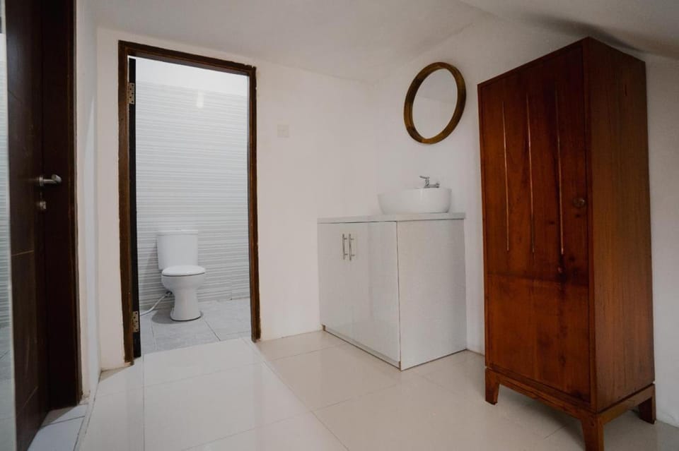 D'White Beach Villa By Island Villa Management Villa in Bali