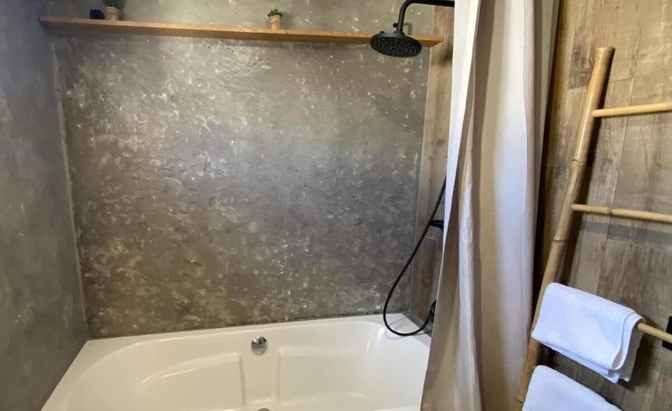 Shower, Bathroom, Bath, storage, towels