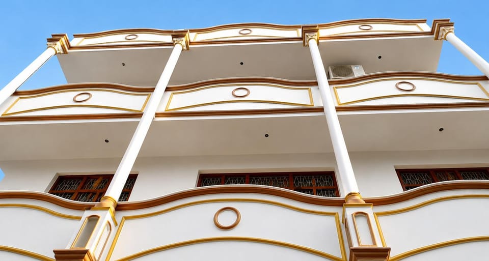 Property building, Facade/entrance
