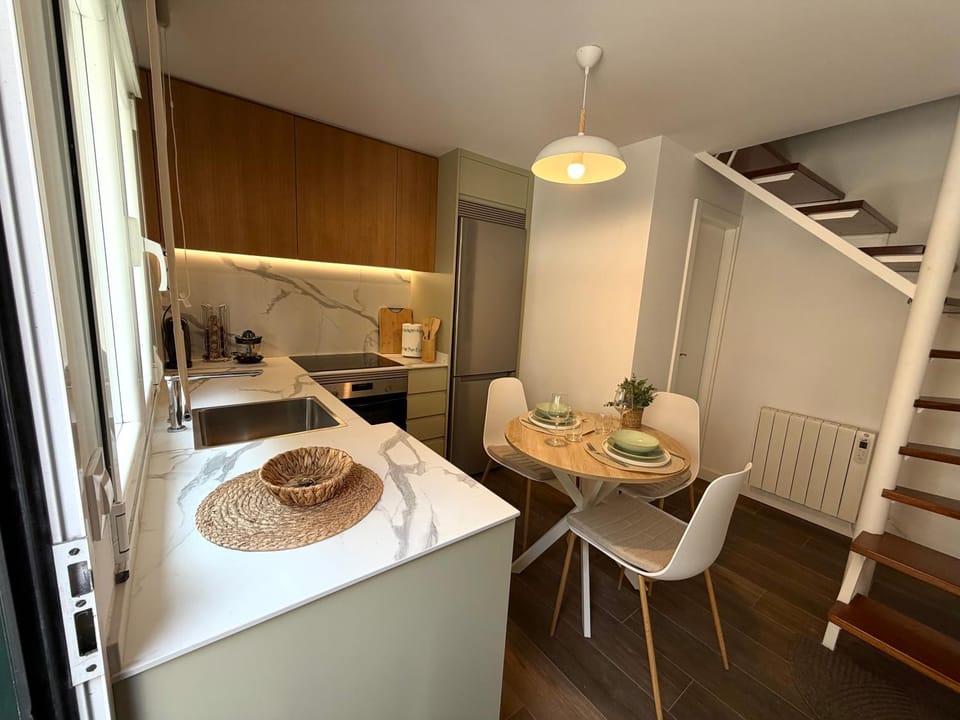 Kitchen or kitchenette