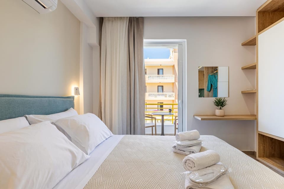 Bed, Bedroom, air conditioner