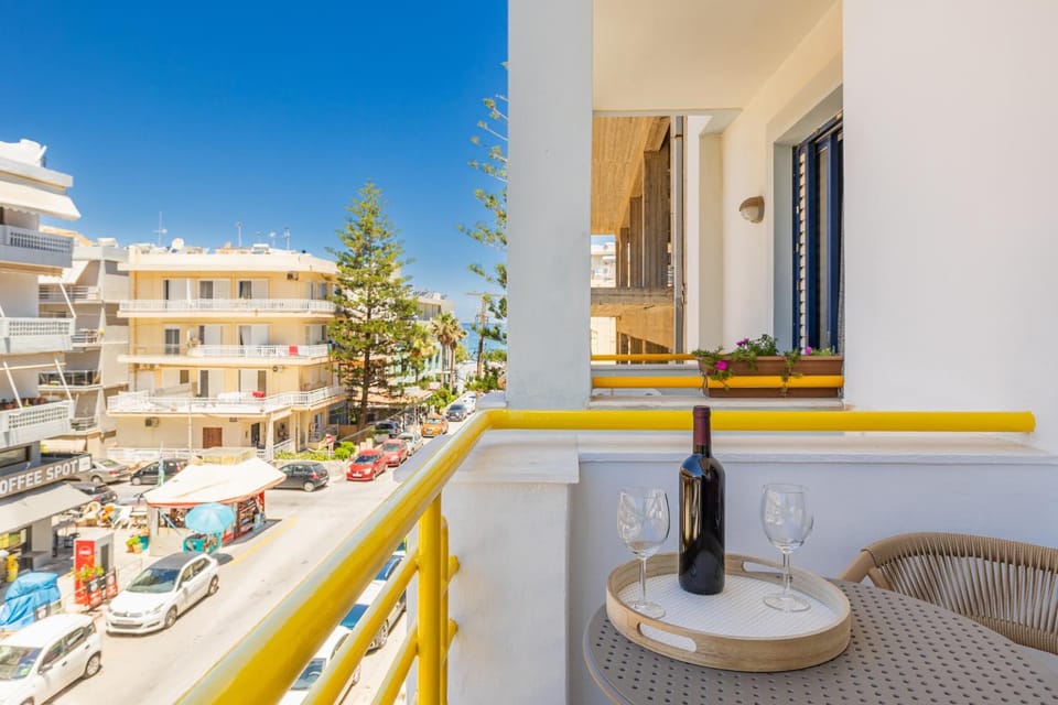 Property building, View (from property/room), Balcony/Terrace