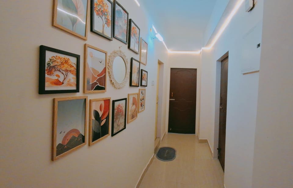 Communal lounge/ TV room