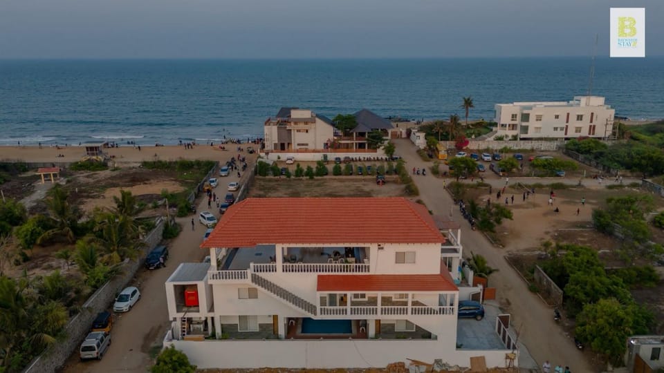 Property building, Bird's eye view, Sea view