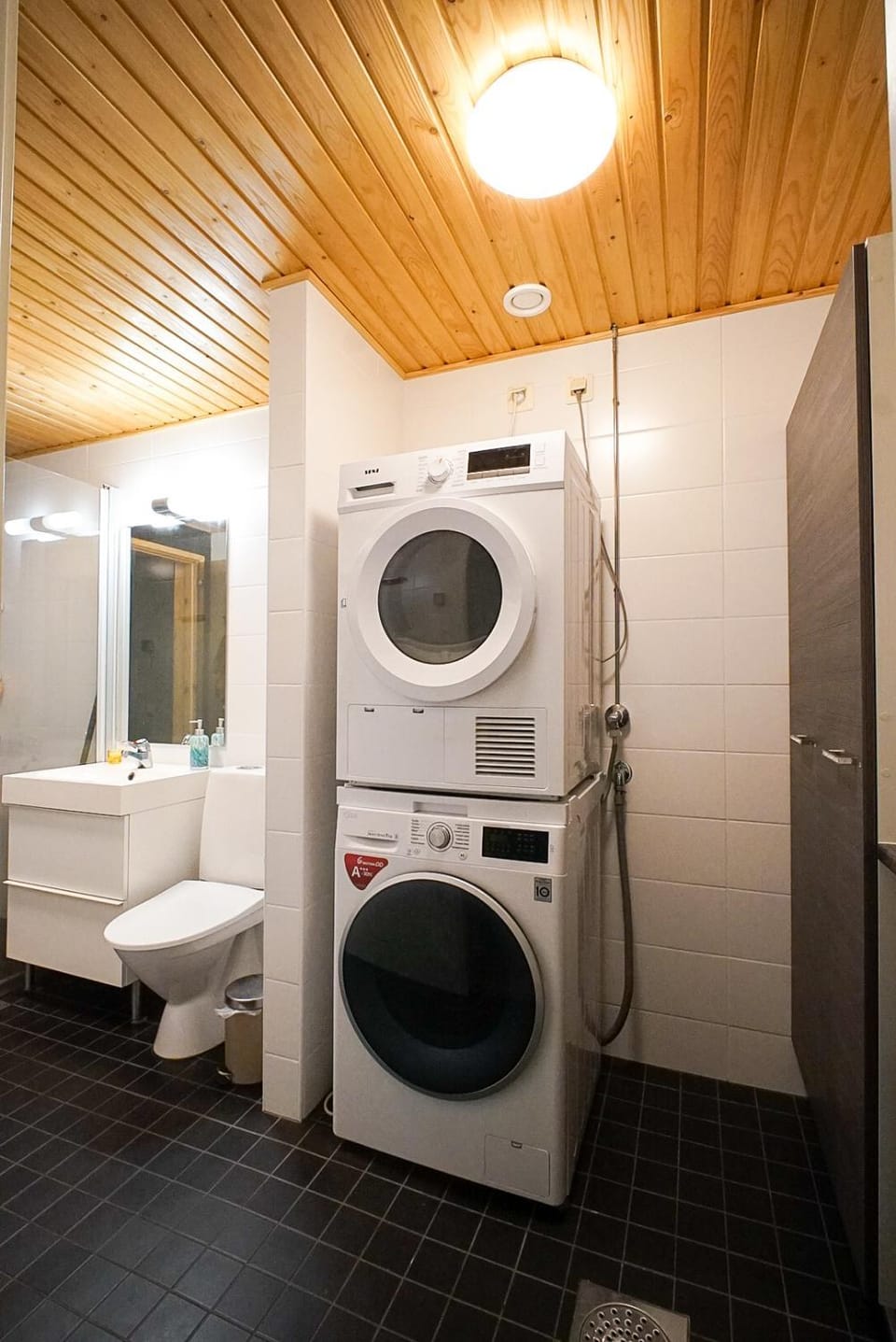 Aurora Night Stay, Santa Claus Village Area Apartment in Rovaniemi