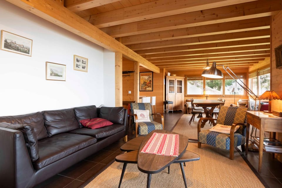 Caux - Chalet avec vue imprenable sur le lac Léman Chalet in Montreux