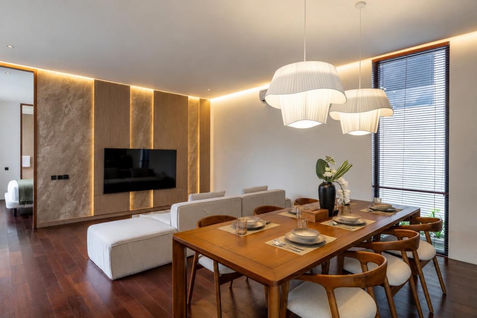 Seating area, Dining area