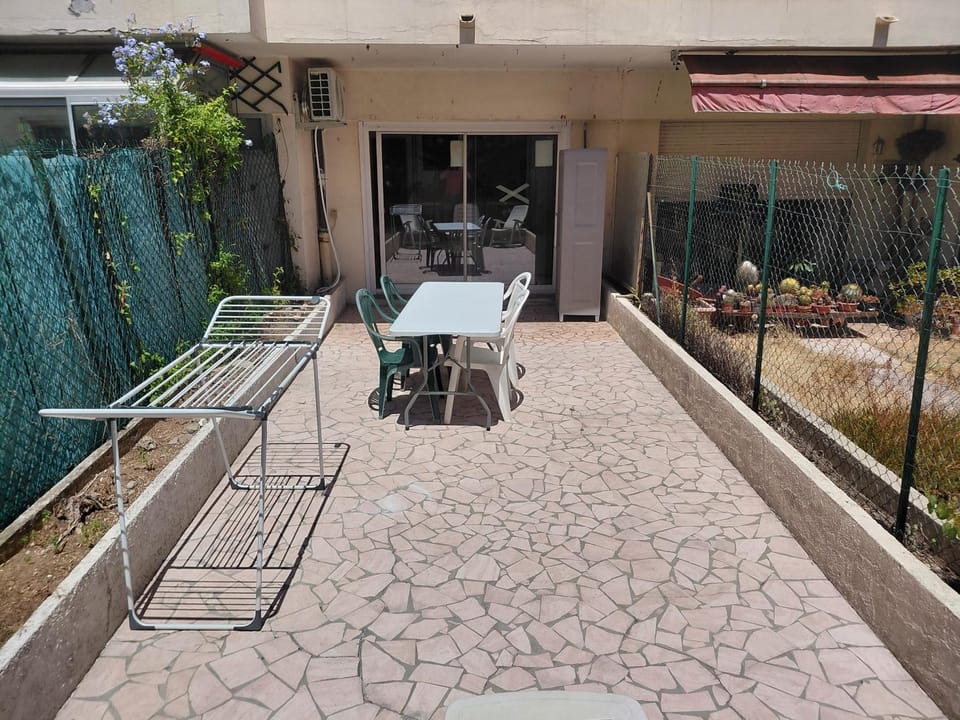 Patio, Balcony/Terrace