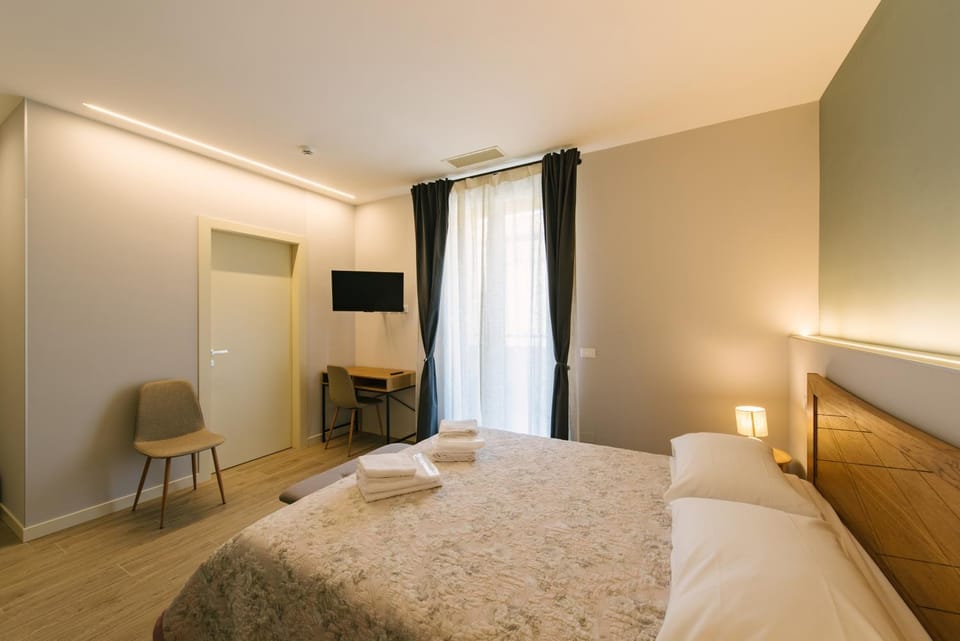 TV and multimedia, Bedroom, towels