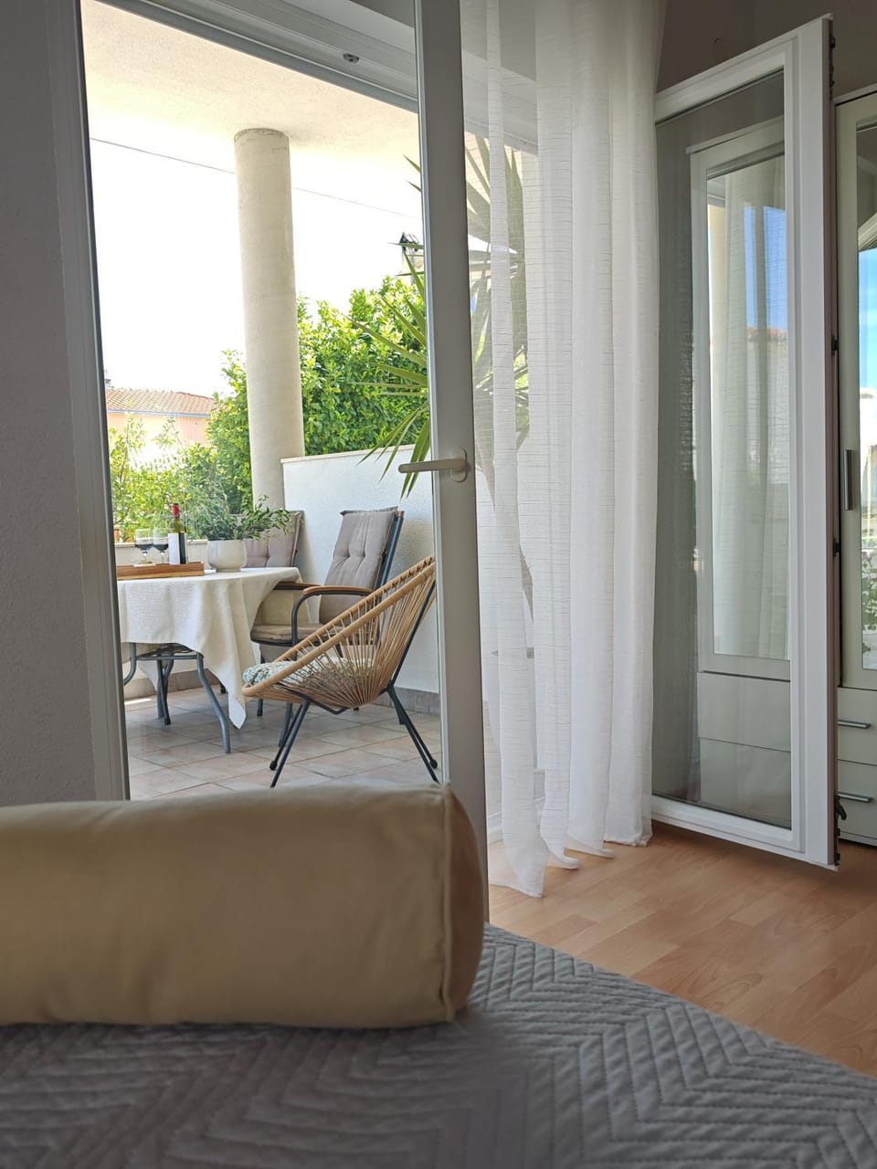 Day, Balcony/Terrace, Seating area