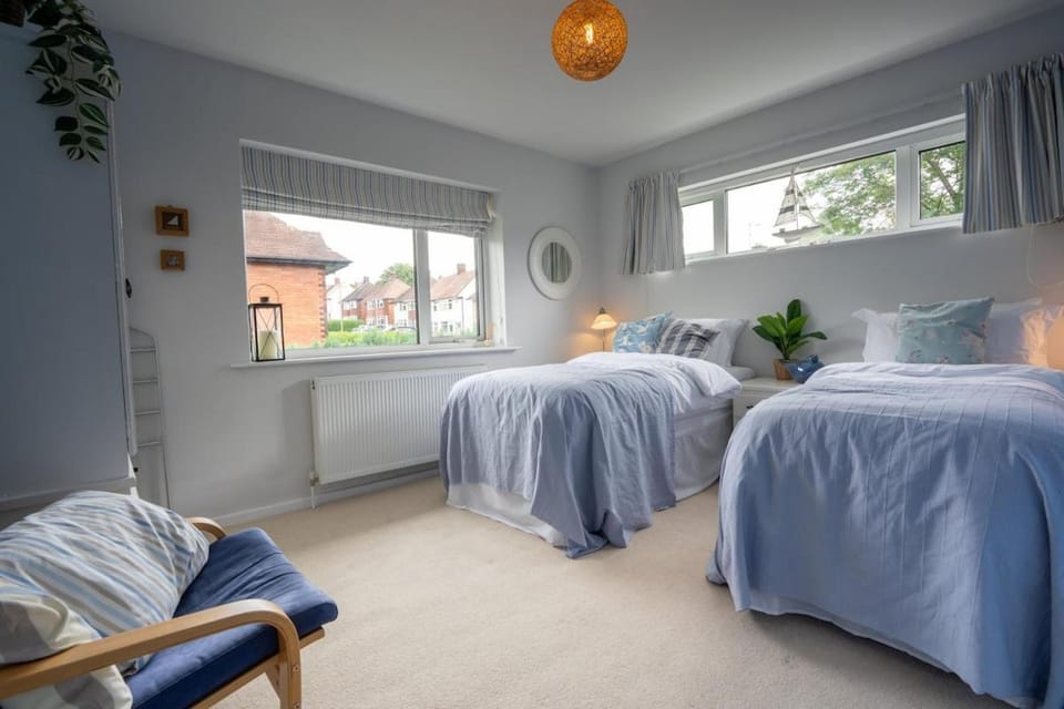 Wisteria Corner - Tranquil Home, friends & family House in Chesterfield