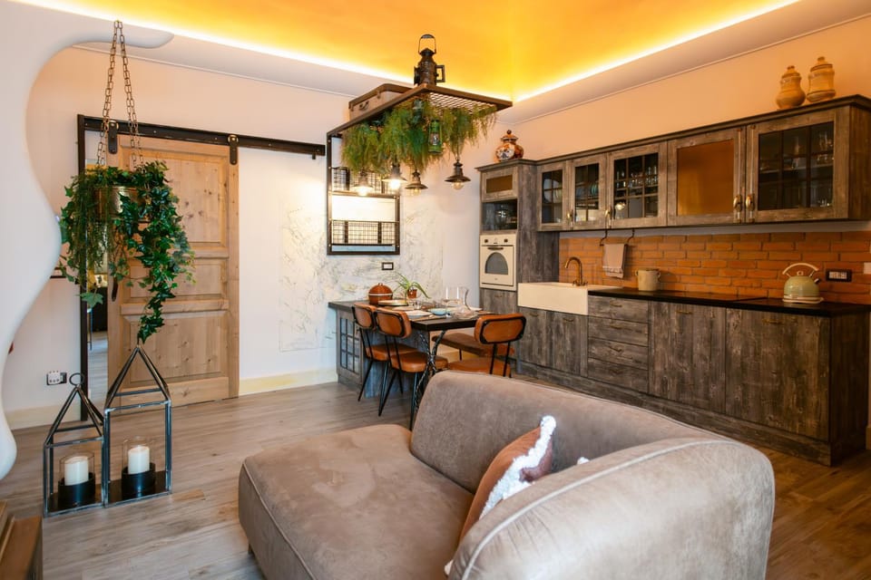 Kitchen or kitchenette, Living room, Seating area, Dining area, pet friendly, stove