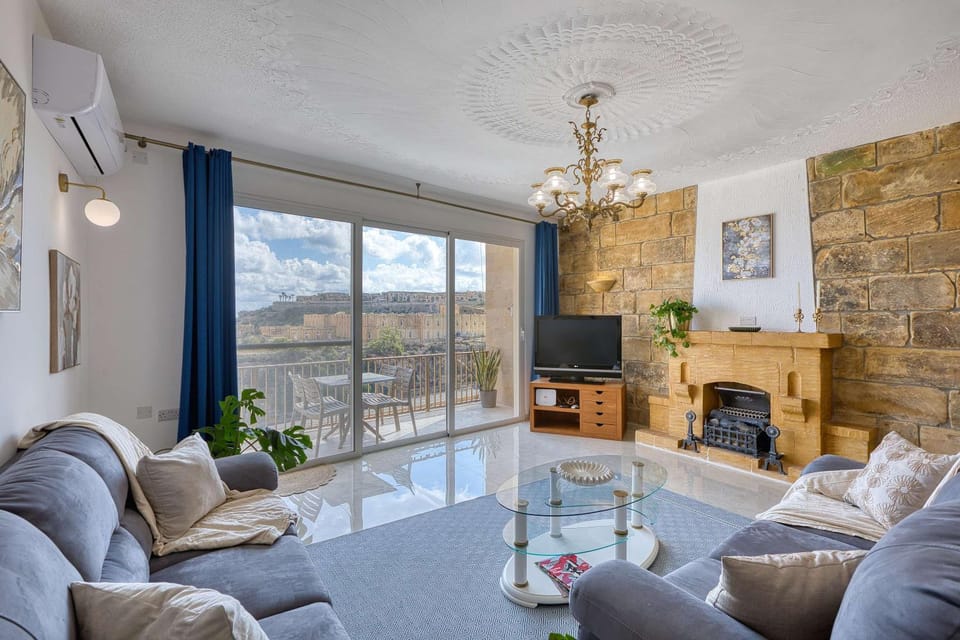Ghajnsielem 3BDR Flat with Views - NO Lift Apartment in Malta