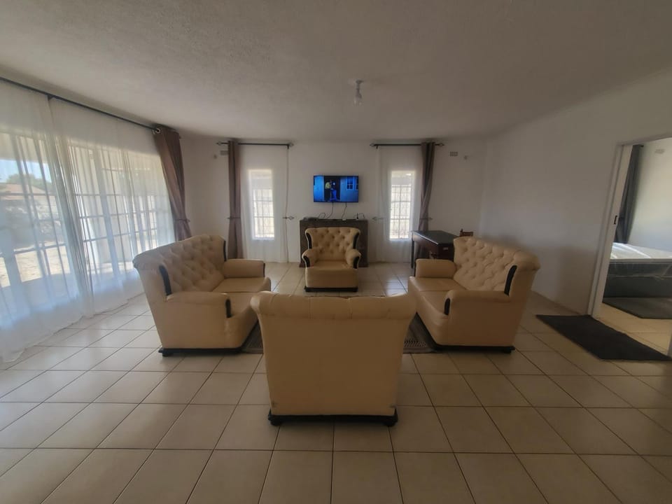 Mars BnB Villa in Harare