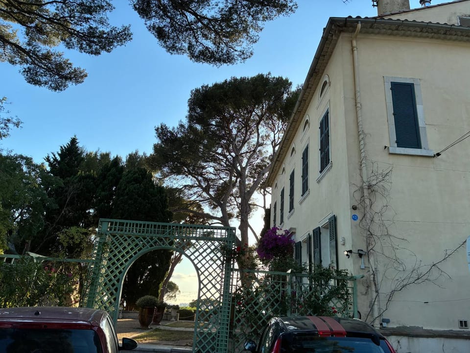 Bastide Calimone Villa in Toulon
