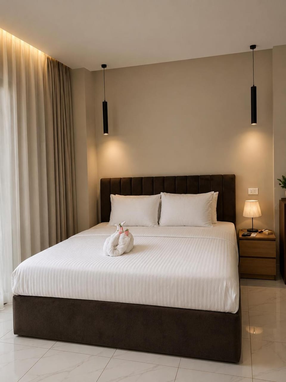 Bed, Photo of the whole room, Bedroom, towels