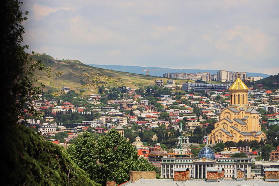Spacious Sololaki 2BR with Balcony - by Wehost Apartment in Tbilisi, Georgia