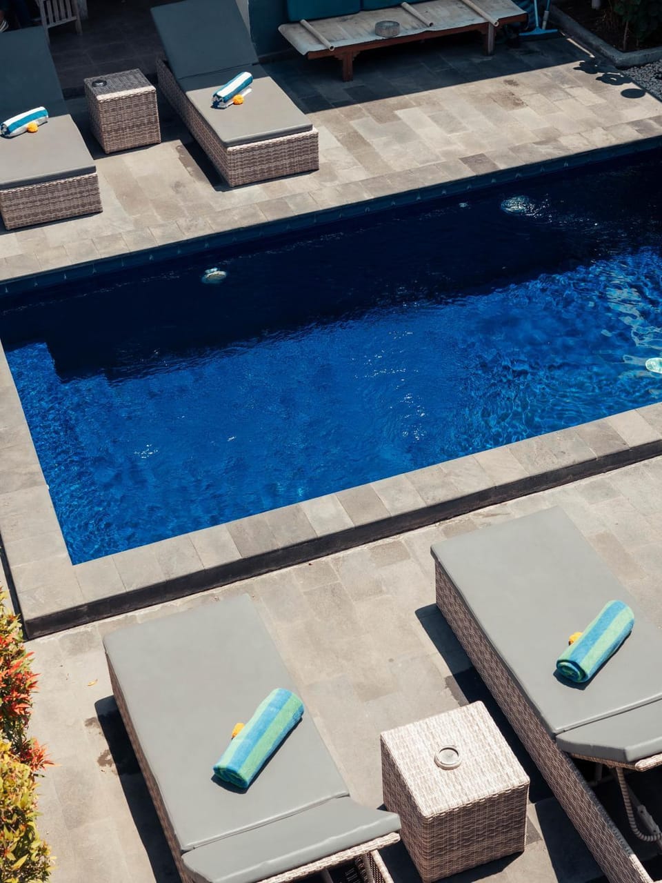 Property building, Swimming pool