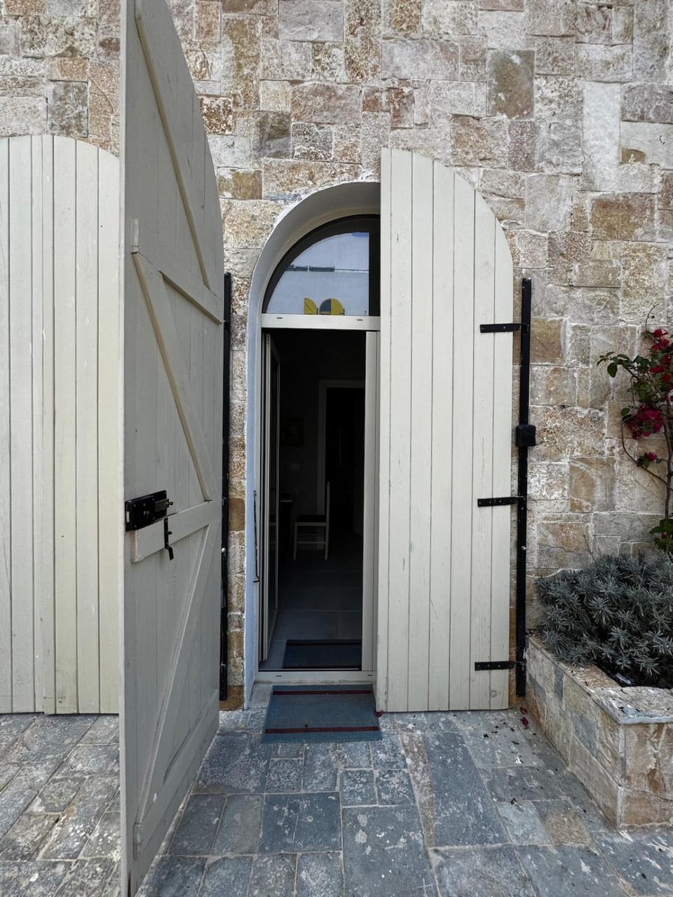 Santorini Drymades Retreat Beachside One Bedroom Apartment Apartment in Vlorë County, Albania