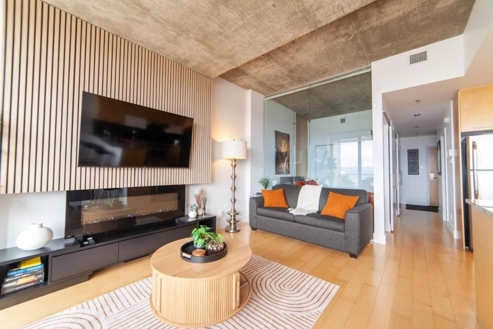 Les Immeubles Charlevoix - 760-614 Apartment in Quebec City