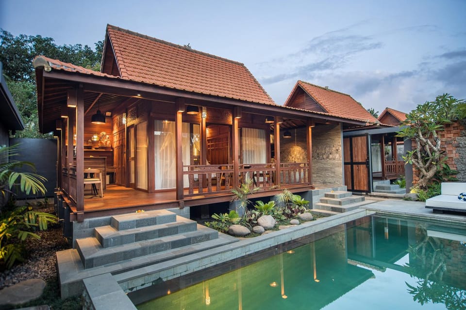 Property building, Swimming pool