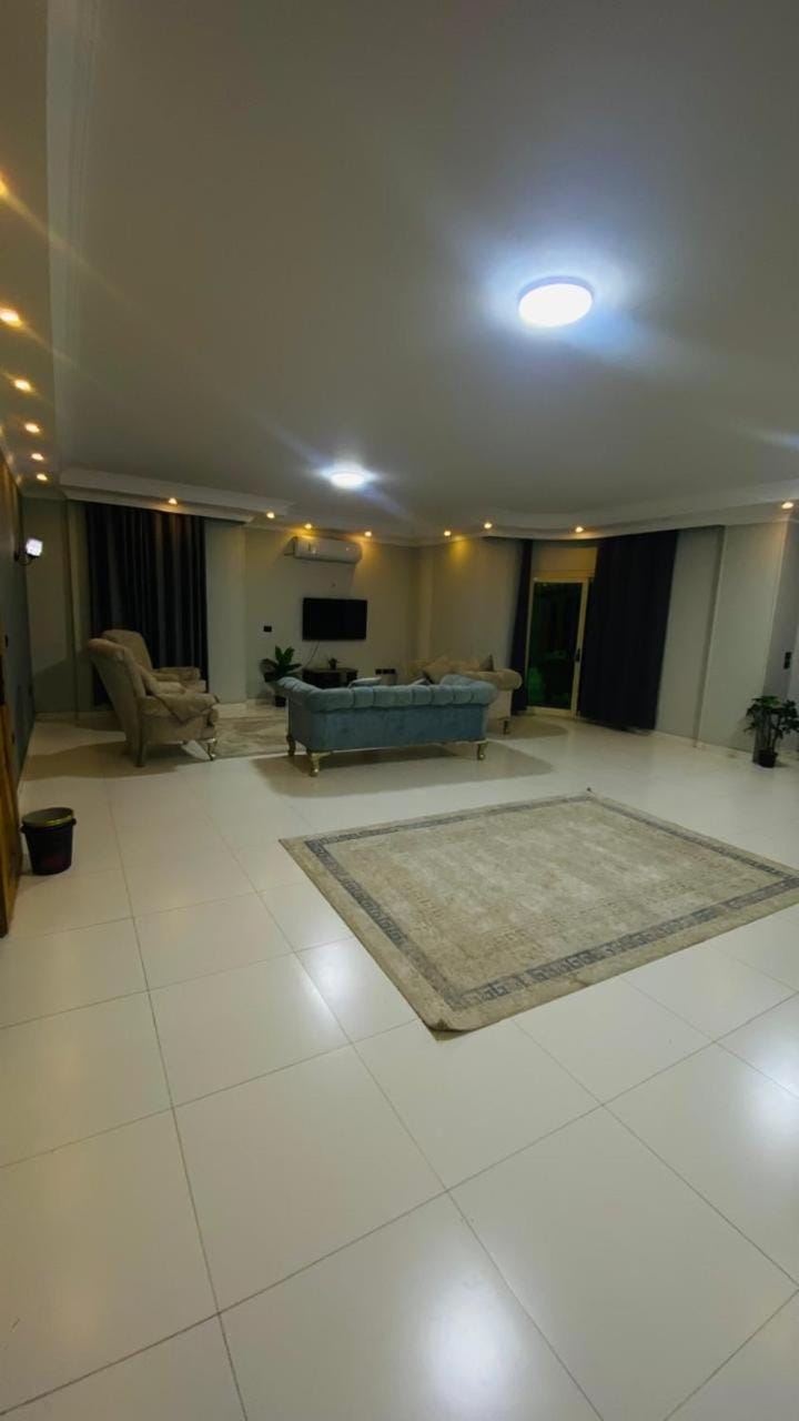 المهندسين Apartment in Egypt