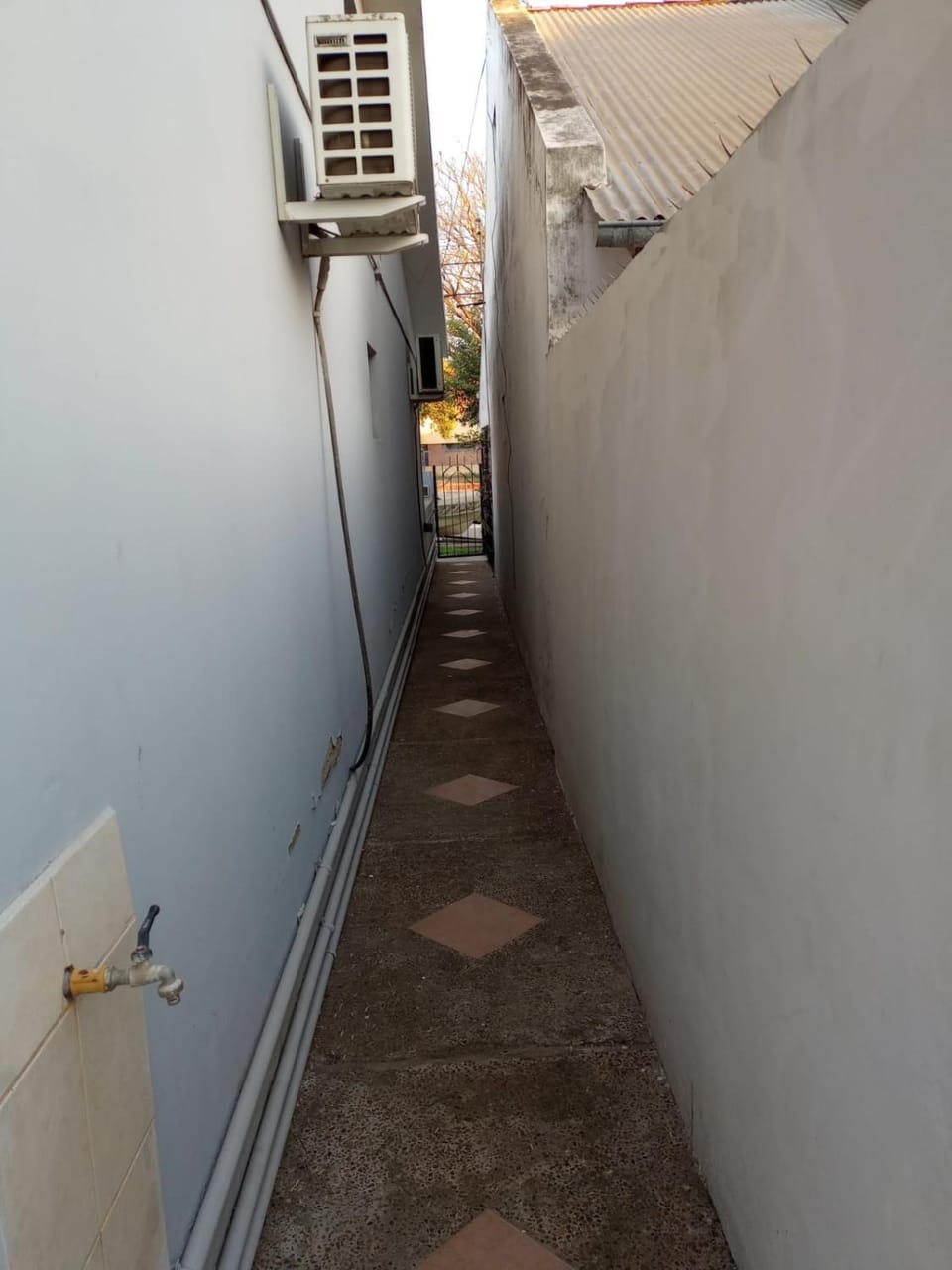 Alquileres Abril Apartment in Colón