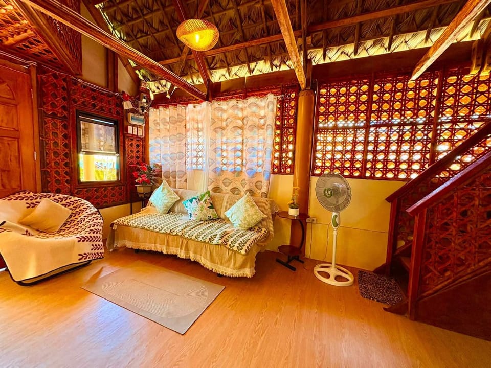 Mashallah Beach House Chalet in Bicol
