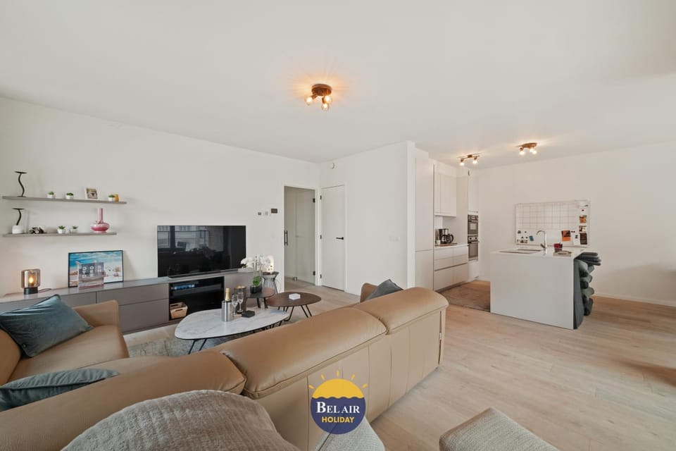 TV and multimedia, Kitchen or kitchenette, Living room, Seating area, Dining area, Evening entertainment