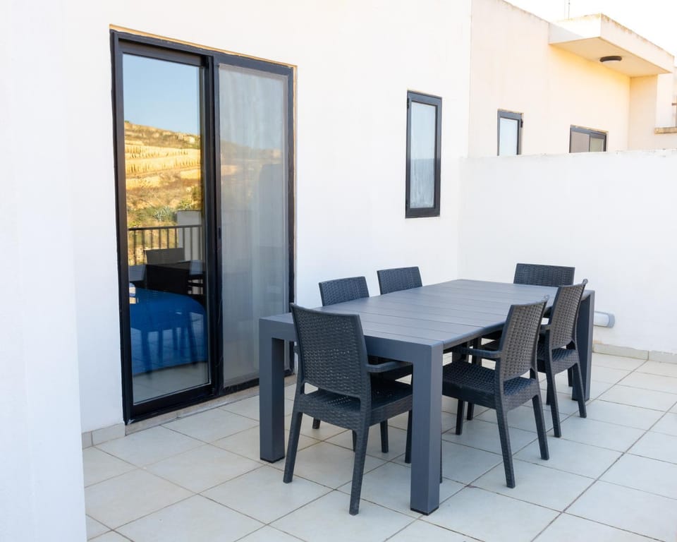 Balcony/Terrace, Balcony/Terrace
