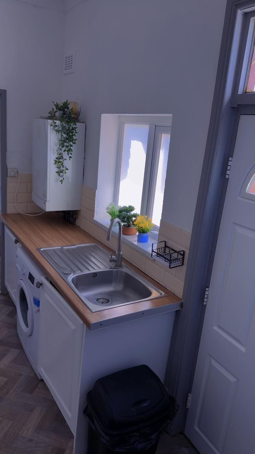 laundry, washing machine