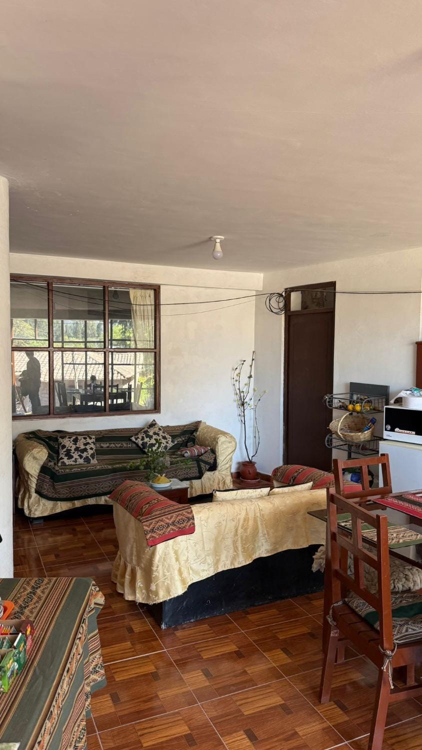Hotel Aylluq Wasin Casa de Familia habitación matrimonial Hotel in Urubamba