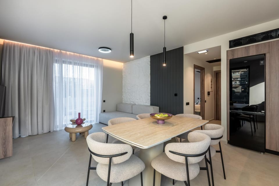 Naeva Luxury Apartments - Garden Apartment in Chania