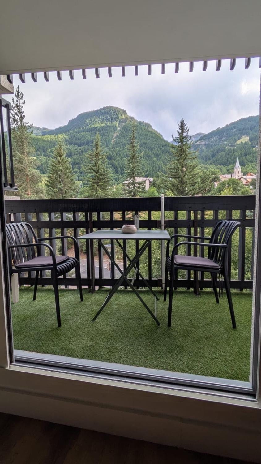 Natural landscape, View (from property/room), Balcony/Terrace, Mountain view