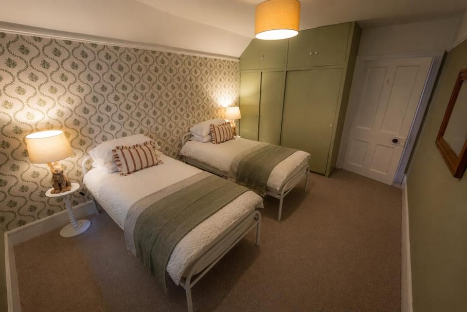 Fairytale Scots Baronial Coach House in Ballater in Royal Deeside House in Ballater