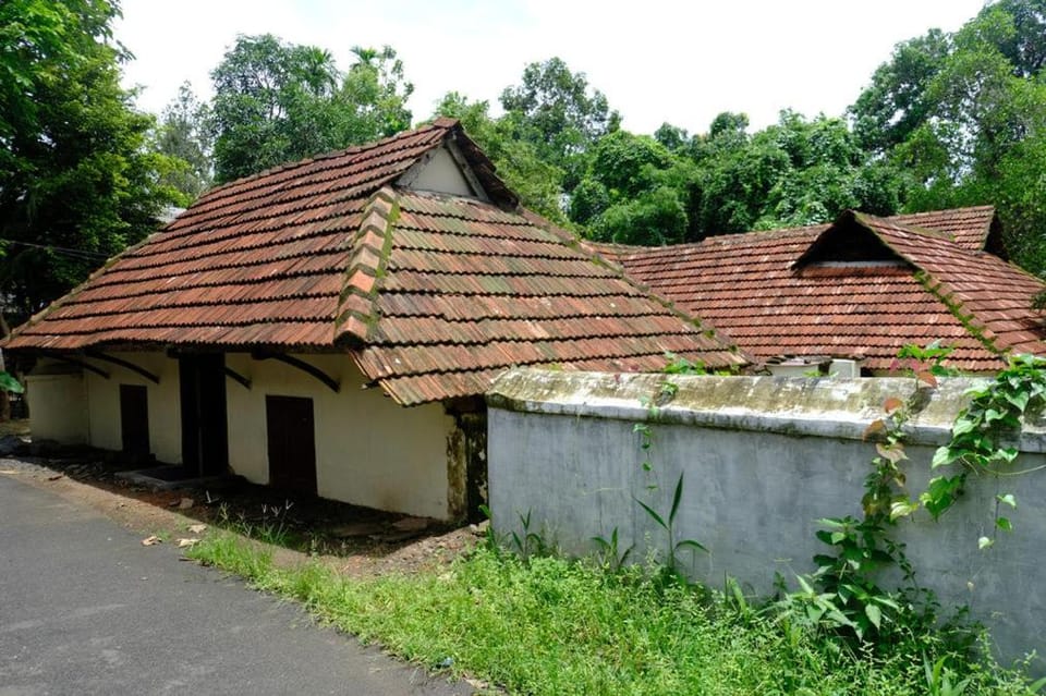 Warriam Road Campground/ 
RV Resort in Kochi
